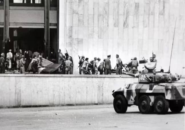 1“PIZARRO TENIA QUE MORIR”