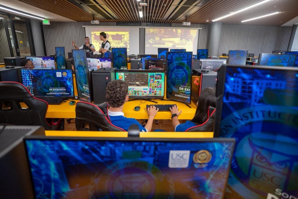 Superada meta de formación en talento digital del Gobierno Petro: 1.020.181 personas capacitadas en habilidades tecnológicas